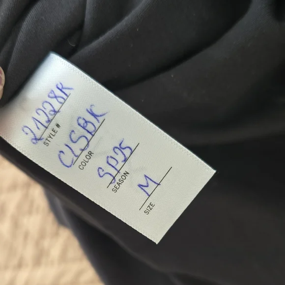 SPANX Charcoal V-Neck Short Sleeve Top - Picture 4 of 4